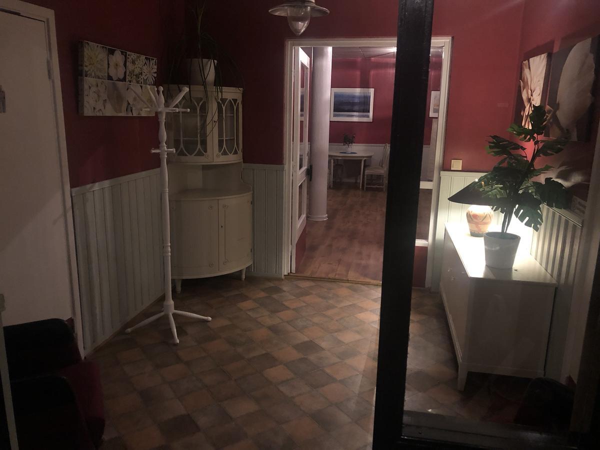 Dentas Hotell Raivi Hoting Esterno foto